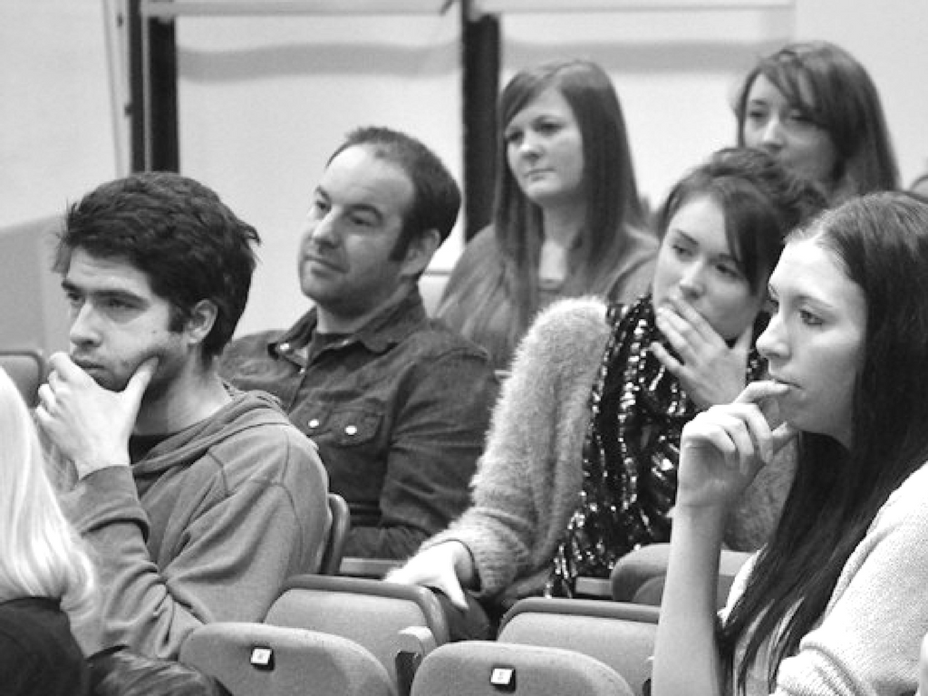 Another great indication the audience is thinking about what you are saying is they or put their fingers or hands close to their mouth, but in a very relaxed fashion.