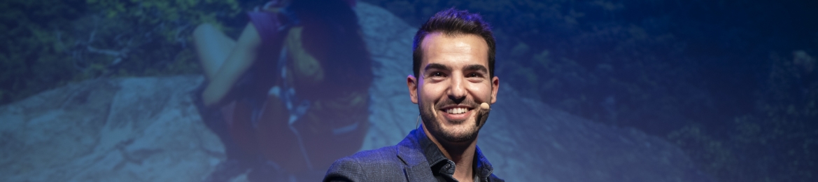 Adolfo Fernández's cover banner