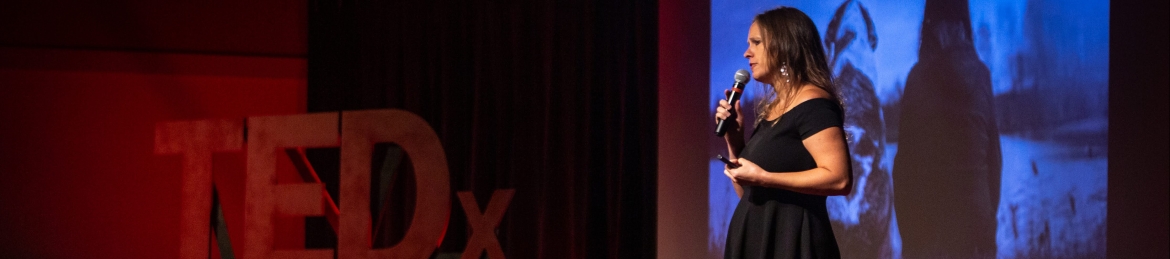 Amanda Dobra Hope's cover banner