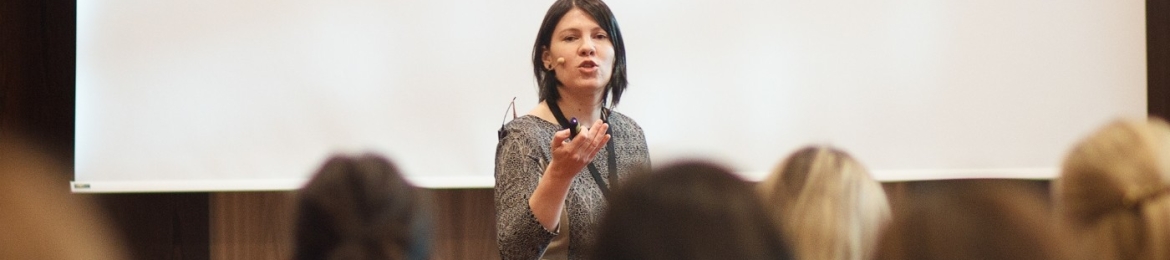 Andrea Macarie's cover banner