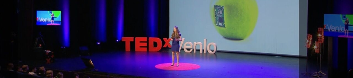 Daphne Muller's cover banner