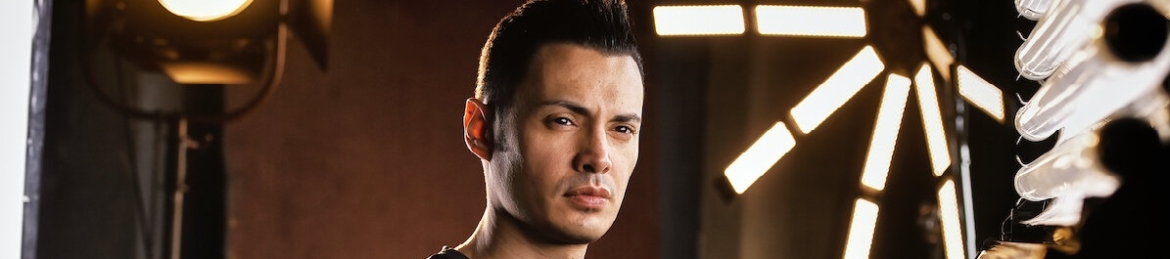 Enzo Zelocchi's cover banner