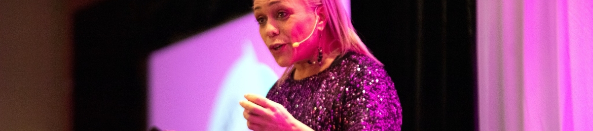 Karen Roberts's cover banner