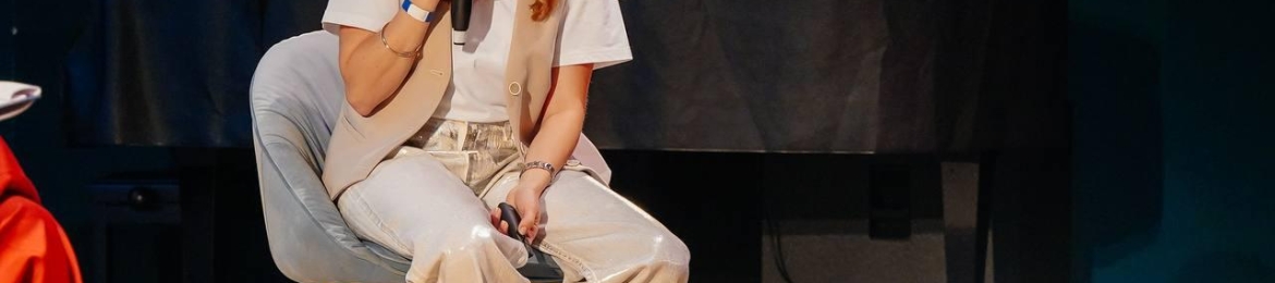 Kristina Voiloshnikova's cover banner