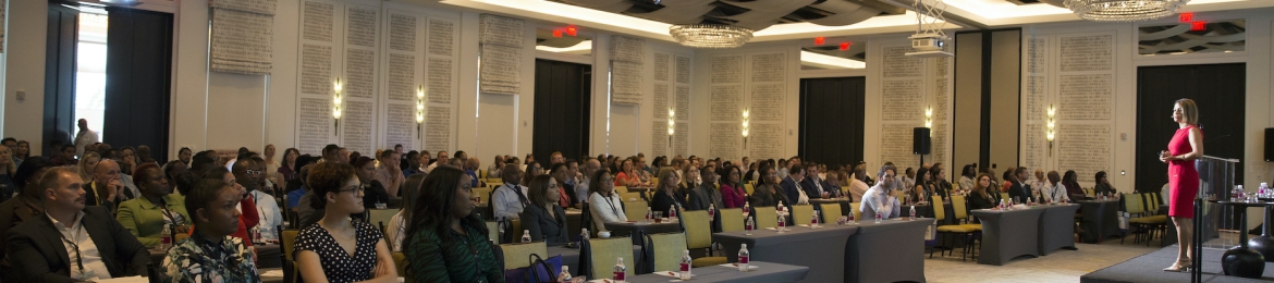 Sara Safari's cover banner