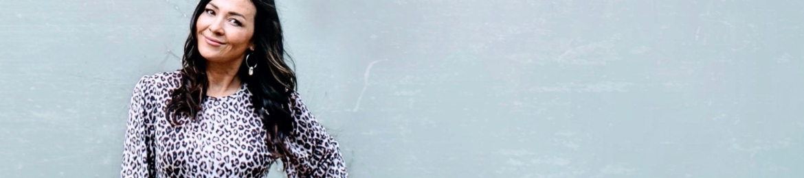 Simone Tai's cover banner