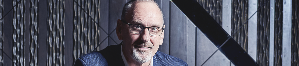 Steve Simpson's cover banner