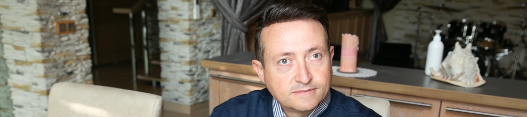 Vincenzo Trani's cover banner