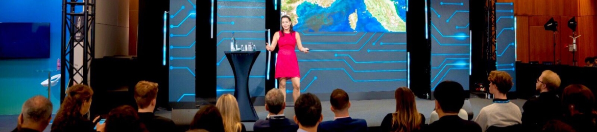 Vivien P K's cover banner