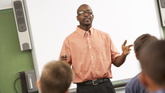 How Show and Tell Helps with Public Speaking