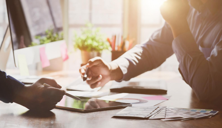 How to transition from being a free speaker to a paid professional by Mildred Delgado