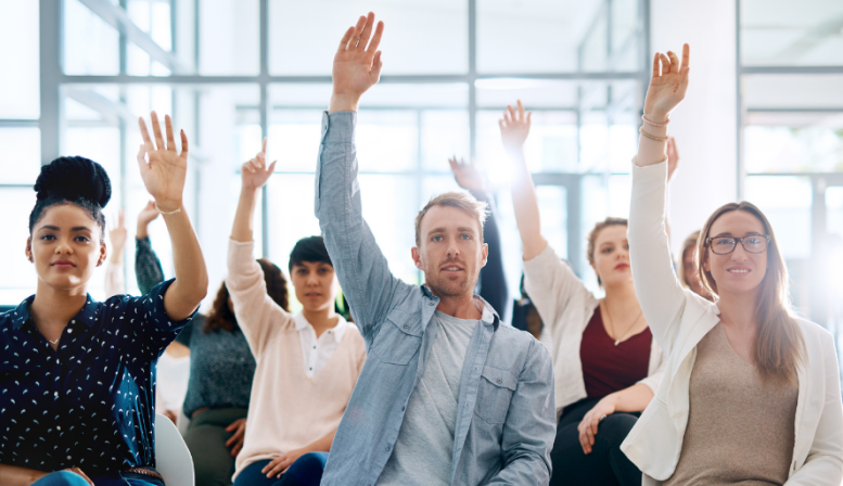 Eight Best Ways to Grab and Keep Your Audience’s Attention from the First Sentence