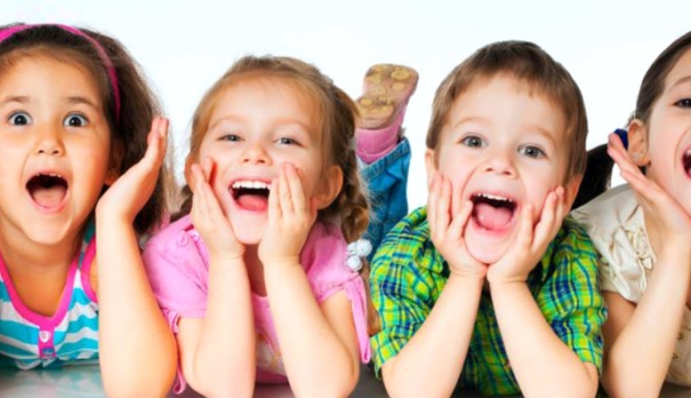 Blog Article by SpeakerHub: "Creating engaging presentations for children: Why you can't treat them like mini-adults"