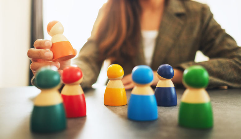 4 Types of Public Speakers and How to Find the Right One for Your Next Event