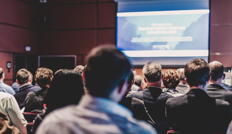 6 Tips for Effective Use of Visuals in Your Presentation