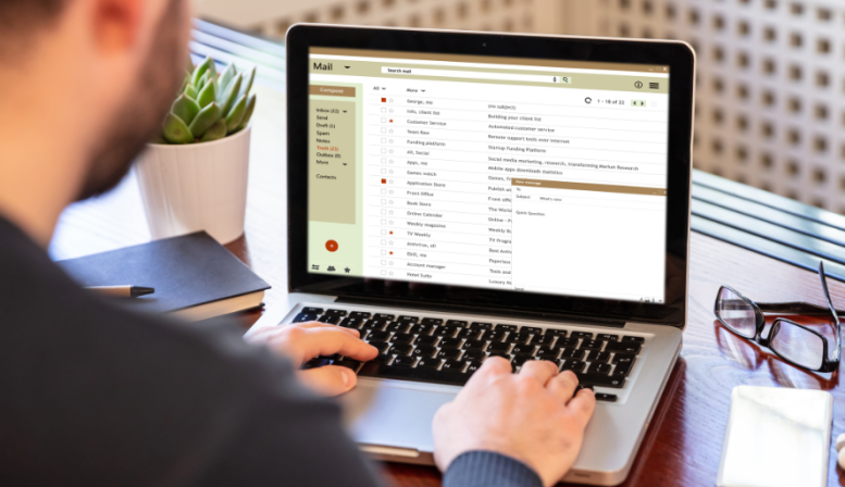 How Innovative Email Layouts Set the Tone for Effective Leadership