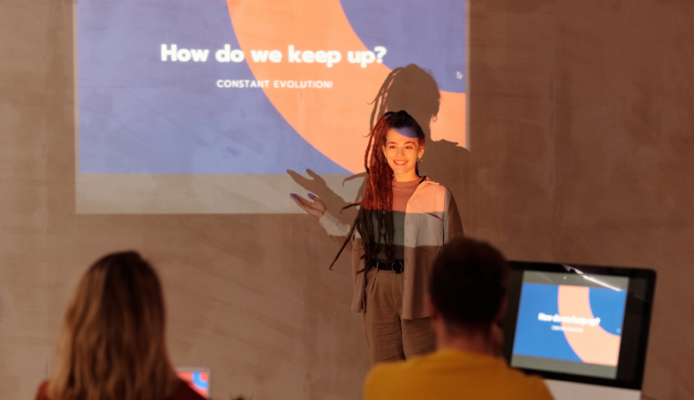 Crafting Effective Visual Aids for Your Presentations